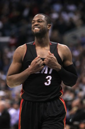 "In Your Face", parece ser el pensamiento de Dwayne Wade, de los Miami Heat.