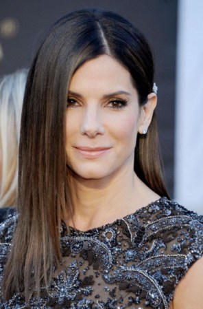 A Sandra Bullock le sienta bien su respingada nariz hollywoodense.