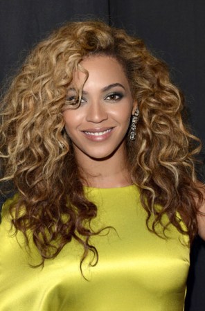 Beyoncé: “Deseo enseñarle a mi hija que no se enfoque en lo estético. Sino que lo que te hace bello es el ser humano que eres”.