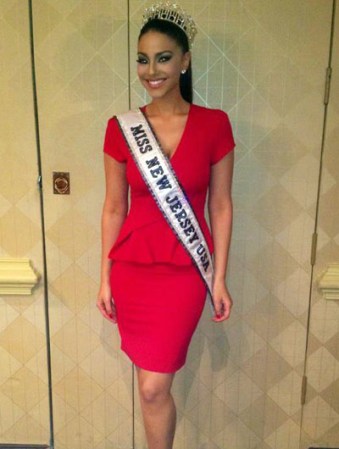 El certamen de belleza en Miss USA 2013 está que arde, y la dominicana, Libell Durán, promete ser una dura competencia.