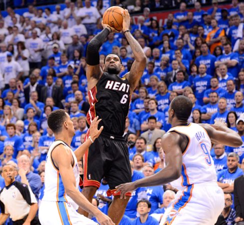 El Heat derrota al Thunder 100-96.