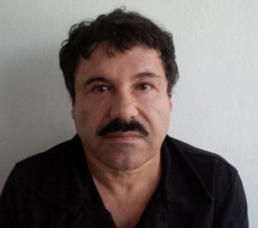 Guzmán tras su arresto. Foto entregada por las autoridades mexicanas.