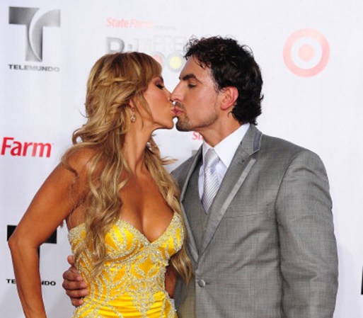 Aylín Mujica y Gabriel Valenzuela - 2010 -2012