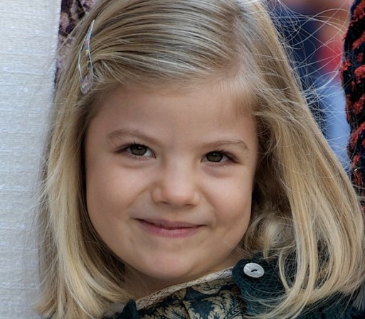 Aquí vemos de cerca a la Infanta Sofía.