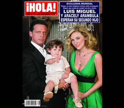 Y lo mismo ocurrió cuando Aracely reveló su segundo embarazo del cantante.