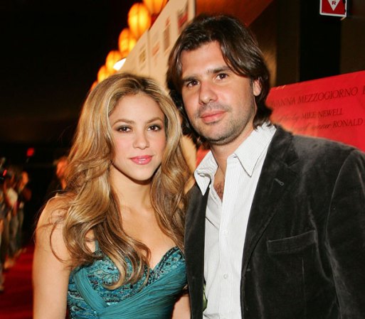 Tremenda sorpresa se llevó Shakira en el 2012, cuando su exnovio Antonio de la Rúa la demandó por $100 millones, muestra de que no estaba nada contento con el fin de su relación con la cantante.