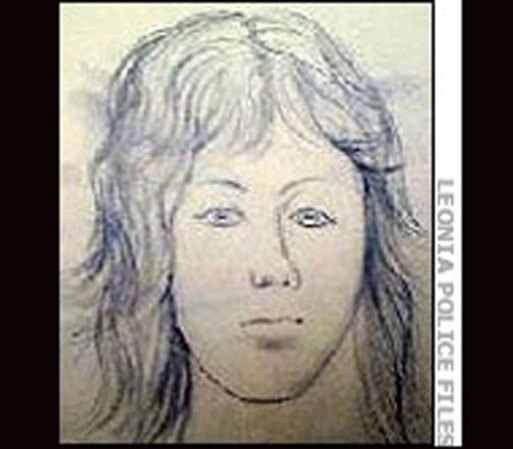 Joseph Kallinger era un estafador. Tuvo siete hijos con dos mujeres diferentes. En 1972, cuando Joey tenía 12 años, con su hermano Michael de 9 y su hermana Mary Jo, de 13, lo denunciaron por abuso severo. Luego, Joey admitió que había mentido. Kallinger discutió con sus dos hijos y los mató en mayo de 1974. Fue a juicio en el que fue condenado a cadena perpetua.