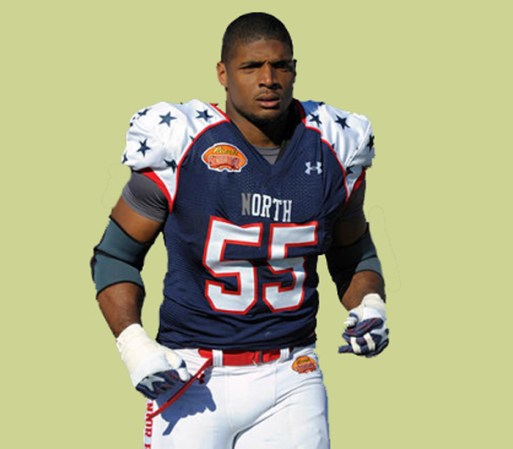 FEBRERO, 2014: El conocido jugador de fútbol americano, Michael Sam, reveló que es gay y dijo que sus compañeros y entrenadores en Missouri han conocido su orientación desde agosto.