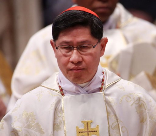 El Cardenal Luis Tagle tiene 55 años de edad y es originario de Filipinas.