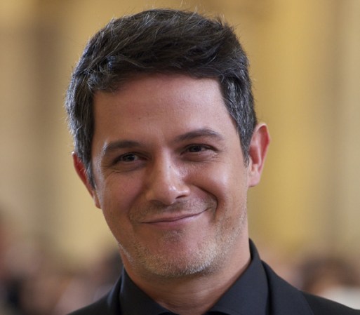 "Obama es un hombre de palabra" ~Alejandro Sanz