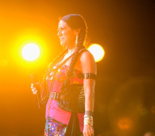 Lila Downs llevó su magia hasta la fiesta de los Grammy Latinos.