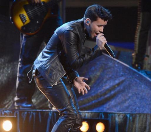 Prince Royce fue otro de los encargados de llenar de música y alegría el lugar.