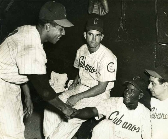 La franquicia cubana de Triple A, Havana Cubans, luego Sugar Kings, estaba llamado a convertirse en el primer equipo extranjero en un circuito de Grandes Ligas antes de que los Expos de Montreal debutaran en la Liga Nacional en 1969.