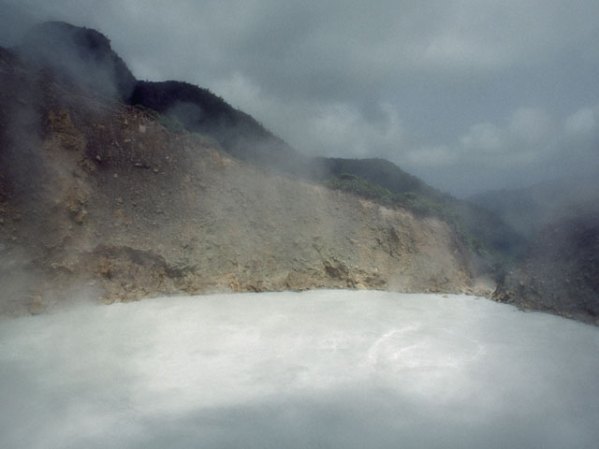 Boiling Lake (El lago que Hierve), Dominica.
