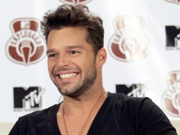 Ricky Martin admitió orgulloso su homsexualidad en una carta abierta que publicó en su página web.