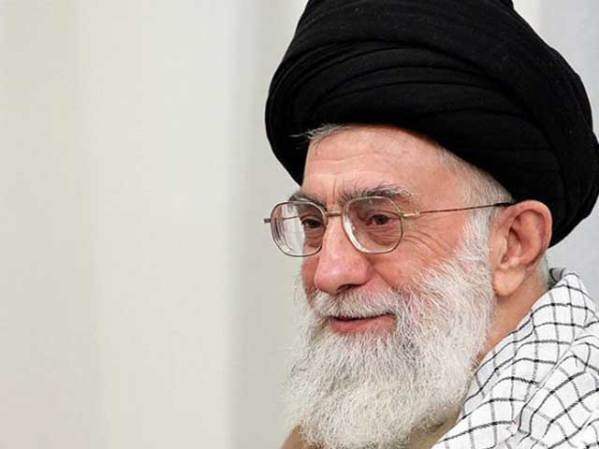 Los cables diplomáticos incluyen declaraciones de una fuente que dicen que el líder supremo de Irán, el ayatolá Ali Khamenei, tiene cáncer terminal.