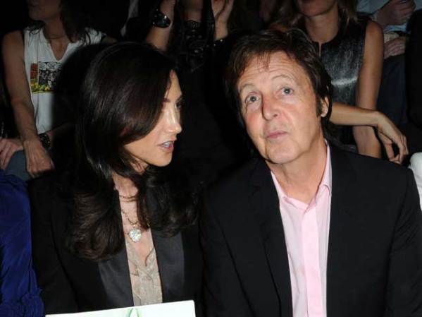 Paul McCartney, otro Beatle que ha estado en apuros por la marihuana (Tokio, 1980).