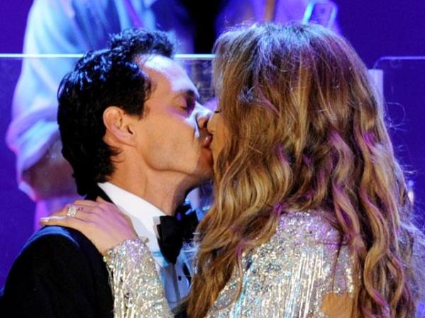 Nunca faltan los besos.
