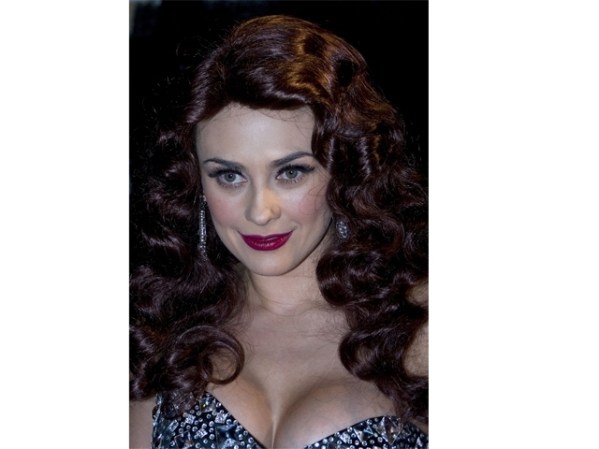 Aracely Arámbula. Empezaron a salir en el 2005. Tiene dos hijos del cantante, Miguelito y Daniel.