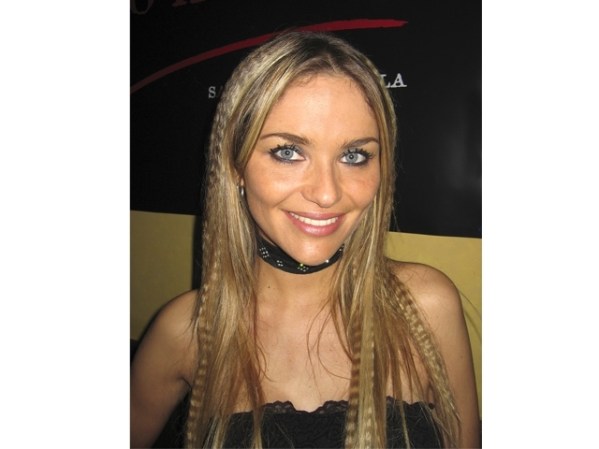 Kenita Larraín. La ex reina de belleza chilena confirmó en 2010 haber mantenido un romance con Luismi.