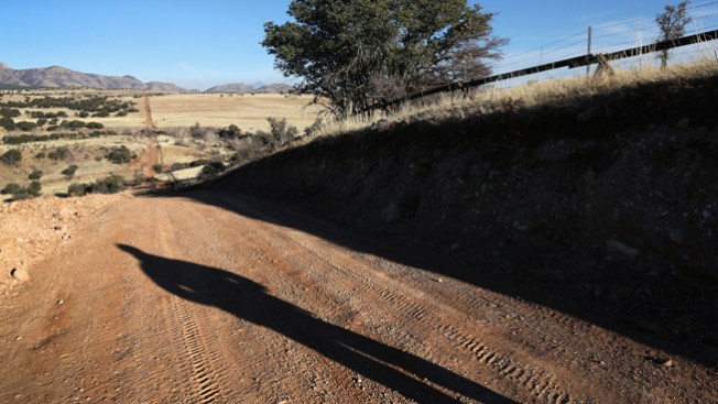 Se estanca el muro fronterizo
