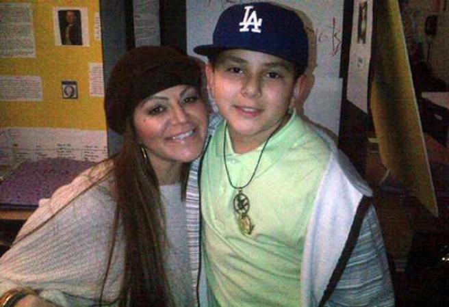 Jenni Rivera con su hijo Johnny.