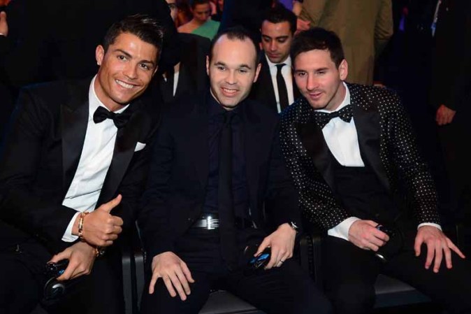 Messi, de 25 años, superó a Cristiano Ronaldo y Andrés Iniesta, que eran los otros dos finalistas.