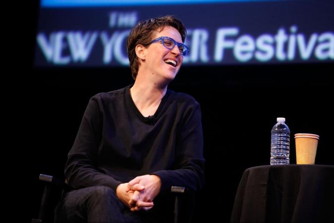 Rachel Maddow, periodista estadounidense con un programa actualmente en MSNBC, es la primera persona abiertamente gay con un programa de noticias en horario estelar.