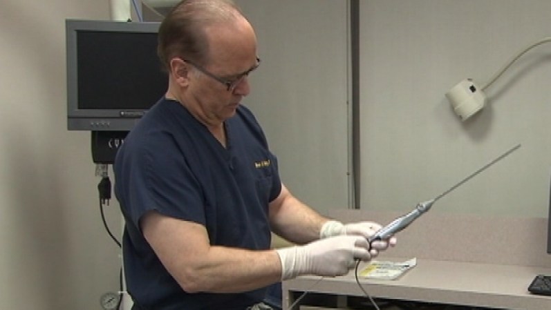 “Por primera vez, con un simple tratamiento se obtienen resultados duraderos, realizados de forma segura y con rápida recuperación” dijo el Dr. Katz.