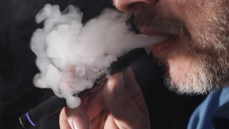 Los fabricantes en distintos países del mundo enumeran las siguientes ventajas: Podrás fumar donde no se puede fumar con un cigarro tradicional. No molestarás a nadie de su entorno, es decir no más fumadores pasivos.