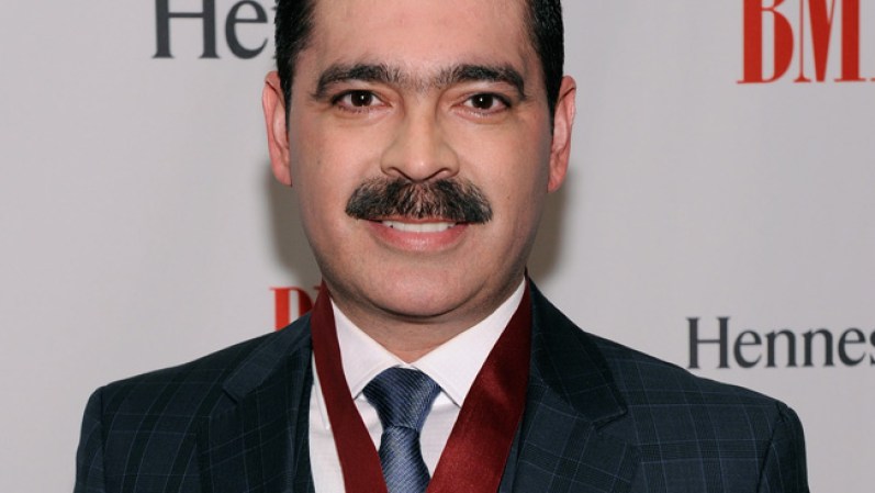 Es un grande del género regional mexicano y nos habla sobre un nuevo plan en su honor.