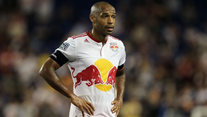 Thierry Henry: $21 millones. El futbolista francés no perdió tiempo tras su llegada el año pasado a la Major League Soccer: se compró un apartamento en Nueva York por $14.9 millones.