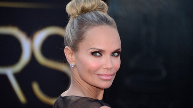 Kristen Chenoweth se destaca entre las más retocadas de Hollywood.
