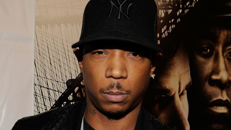 Rapero Ja Rule sale de cárcel y lo devuelven