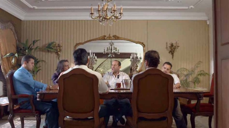 Los Pepes son los “Perseguidos por Escobar”, nuevo grupo comandado por personas que conocen a Escobar, muchas de ellas enfurecidas tras el vil asesinato a Ramada y Arellano.