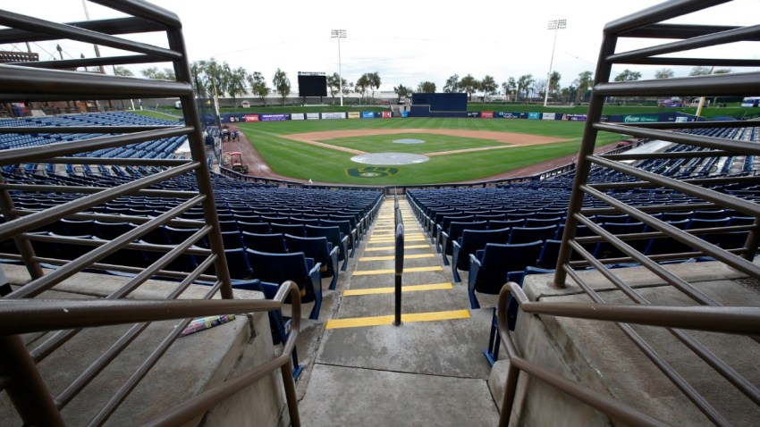 ESTADIO VACIO ARIZONA CORONAVIRUS