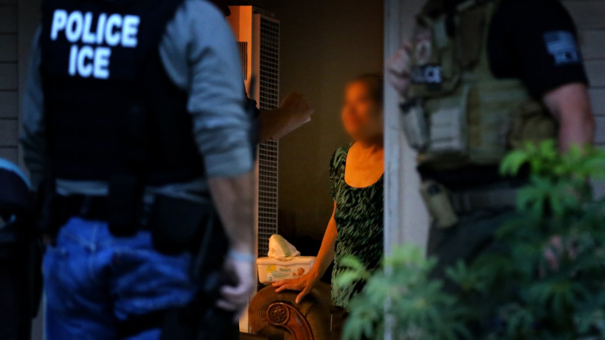 ICE dejaría de revelar ubicación de algunos detenidos, advierte AILA