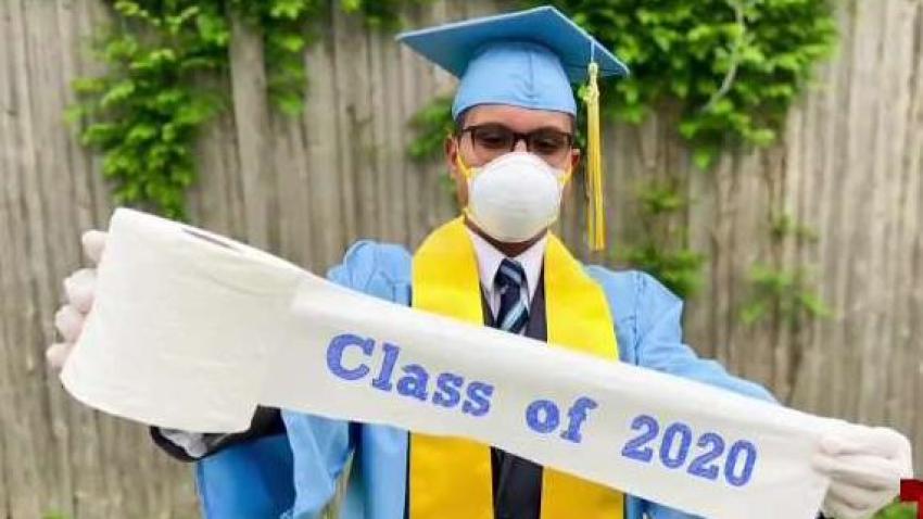 Tristeza Por Graduaciones Pospuestas Debido Al Covid 19