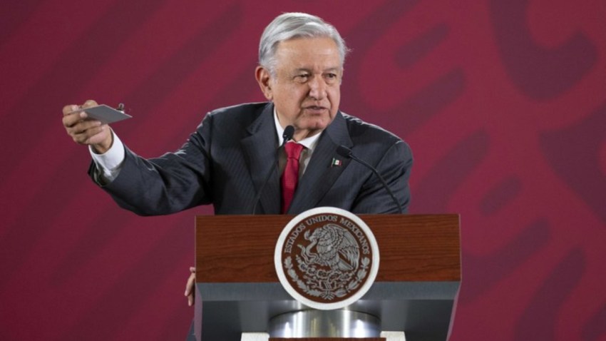 mexico-amlo-camara-espia