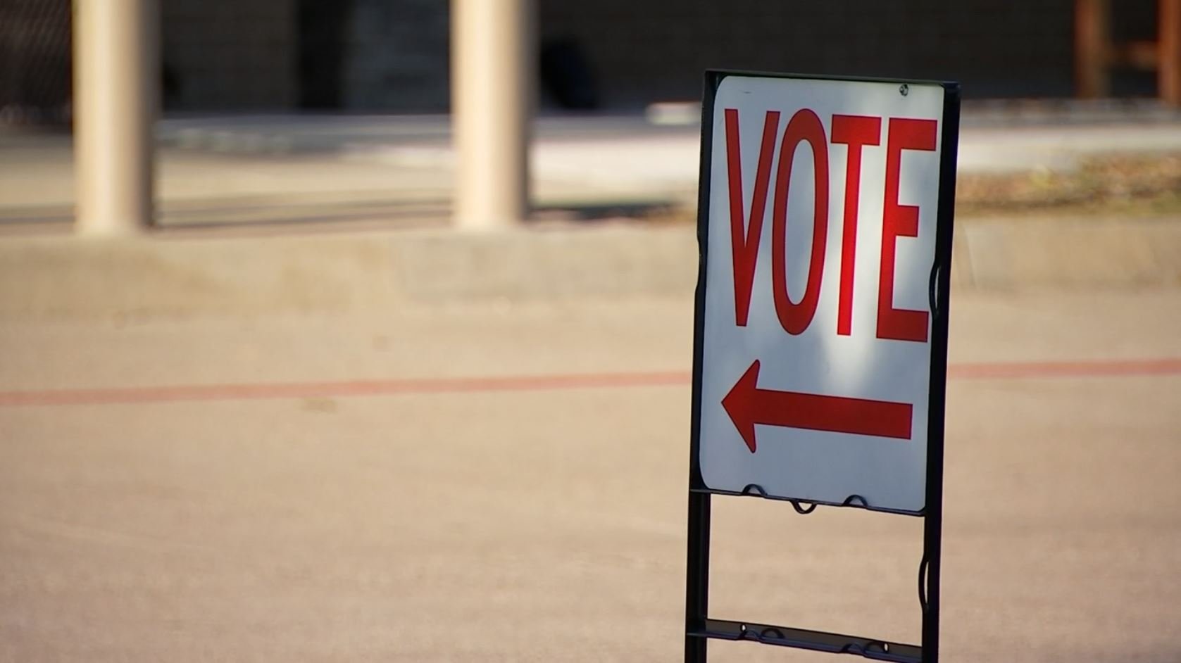 Resuelven atasco de solicitudes de inscripción de votantes en Texas, informa el estado