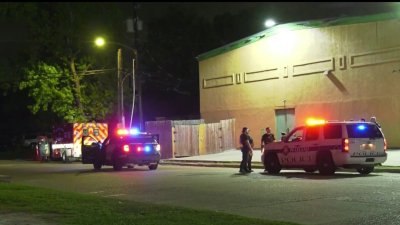 Buscan mujer por presuntamente robar una ambulancia en el sureste de Houston