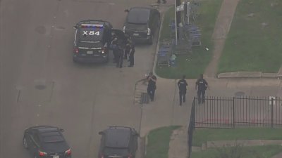 Arrestan sospechoso tras enfrentamiento con la policía en el suroeste de Houston
