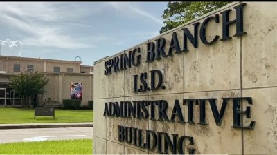 Abren sus puertas nuevamente las escuelas del Spring Branch ISD luego de las tormentas