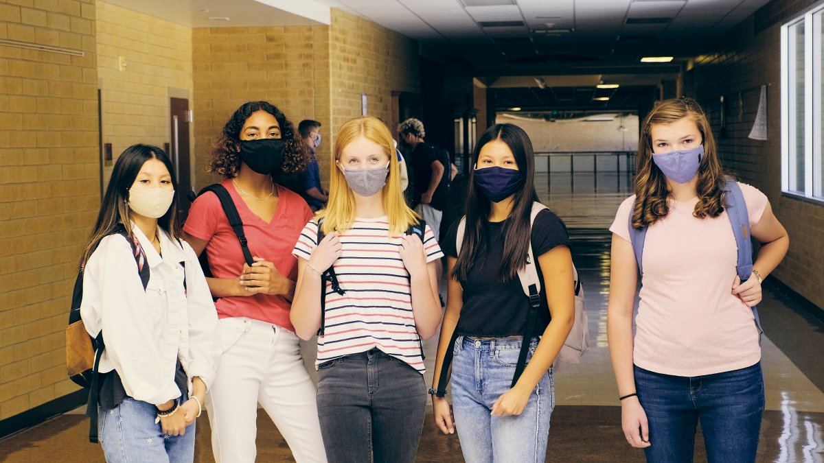 El rap se apodera de salones de clases de HISD - Vimarsana News