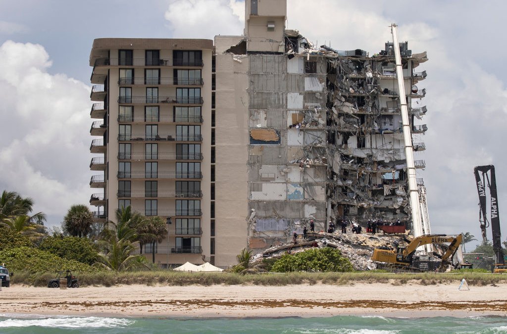 Colapso de torre en Miami Beach: qué pudo causar el desplome del edificio – Telemundo Houston - Vimarsana News