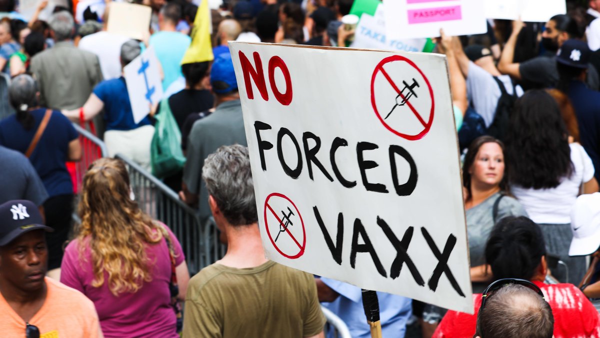 Biden order requiring COVID-19 vaccine for federal employees blocked