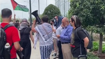 Manifestación pro Palestina termina con dos arrestados en la Universidad de Houston