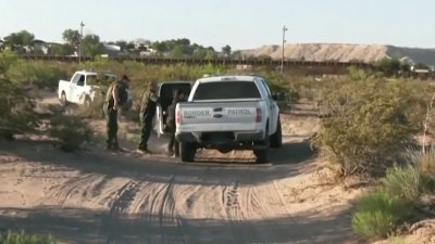 ¿Qué sucede si un oficial de la Policía de Houston detiene un inmigrante?