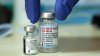 Pfizer asegura que su vacuna ajustada contra el COVID-19 mejora la protección de ómicron