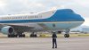 Por qué Biden rechazó el diseño de Trump para el avión presidencial